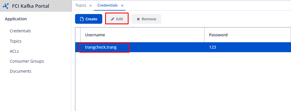 Editボタンが強調表示されたcredentialリスト